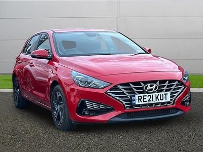 Red Used 2021 Hyundai i30 SE Hatchback | £11,995 (Fair price)