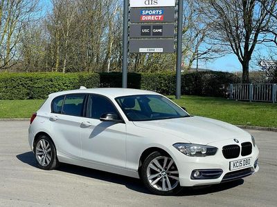 Begagnad BMW 116 Sport Line 2015 Vit Halvkombi