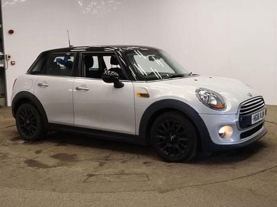 Used Mini Cooper D Hatch 116 HP (85 kW) 2016 Silver Hatchback