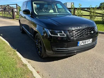 Used Land Rover Range Rover Vogue 275 HP (202 kW) 2019 SUV