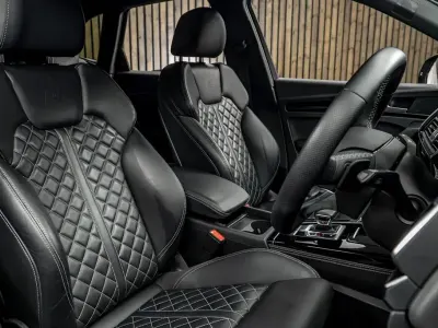 Begagnad Audi Q5 Comfort 204 HK (150 kW) 2021 Svart SUV
