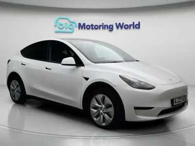 Used Tesla Model Y Long Range AWD 378 kW (514 HP) 2022 White SUV