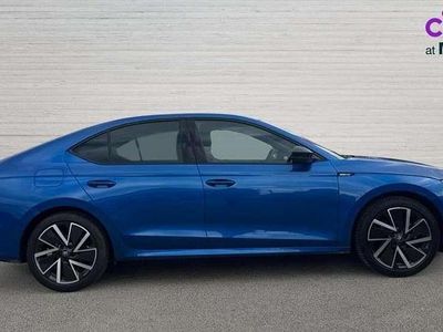 Used Skoda Octavia SportLine 150 HP (110 kW) 2025 Blue Hatchback