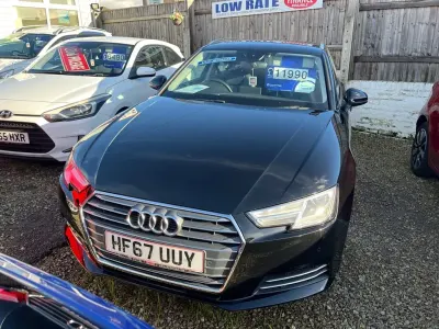Używany Audi A4 Sport 150 KM (110 kW) 2017 Czarny Kombi