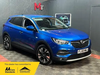 Used Vauxhall Grandland X Sport 130 HP (95 kW) 2018 Blue SUV
