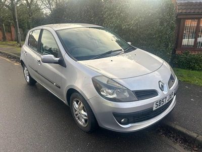 Silver Used 2007 Renault Clio II Dynamique Hatchback | £1,995 (Fair price)