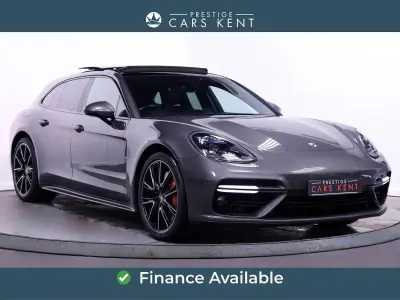 Usado Porsche Panamera Sport Turismo 550 HP (404 kW) 2017 Cinzento Carrinha