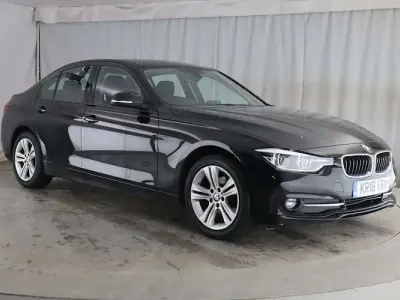Usado BMW 316 Sport Line 116 CV (85 kW) 2018 Negro Berlina