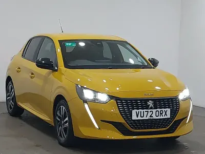 Second-hand Peugeot 208 Active+ 100 CP (73 kW) 2023 Galben Hatchback
