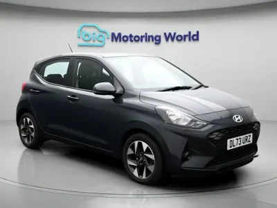 Used Hyundai i10 Advanced 65 HP (47 kW) 2023 Grey Hatchback