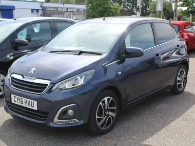 Used Peugeot 108 Allure 82 HP (60 kW) 2016 Blue Hatchback