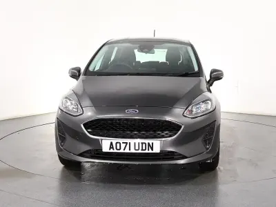 Używany Ford Fiesta Trend 75 KM (55 kW) 2021 Szary Hatchback