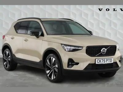 Usado Volvo XC40 Ultra 161 CV (118 kW) 2025 Other SUV