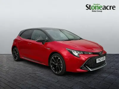 Used Toyota Corolla Sport 122 HP (89 kW) 2021 Red/black Hatchback