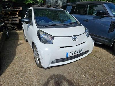 Toyota iQ
