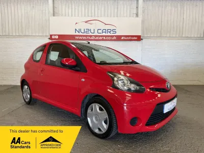 Used Toyota Aygo 2014 Multicoloured Hatchback