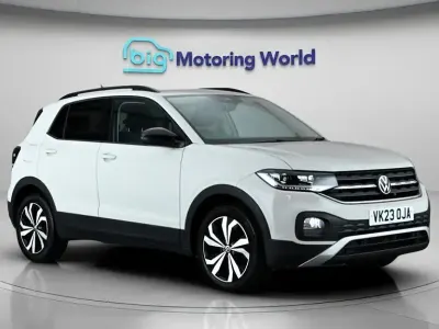 Usado VW T-Cross Black Edition 110 HP (80 kW) 2023 Cinzento SUV