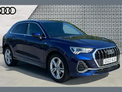 Begagnad Audi Q3 S-Line 150 HK (110 kW) 2023 Blå SUV