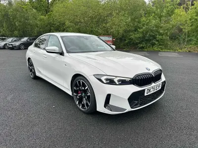 Begagnad BMW 320 M Sport 181 HK (133 kW) 2025 Vit Sedan