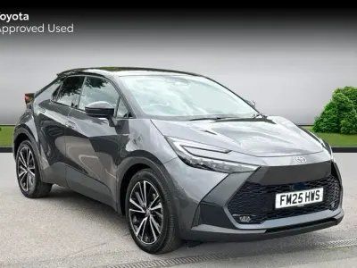 Gebraucht Toyota C-HR 140 PS (102 kW) 2025 Grau SUV