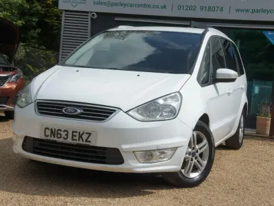 Begagnad Ford Galaxy Zetec 140 HK (102 kW) 2013 Vit Minibuss