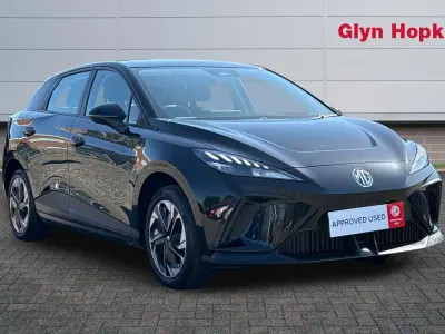 Used MG MG4 EV SE 319 kW (435 HP) 2025 Black Hatchback