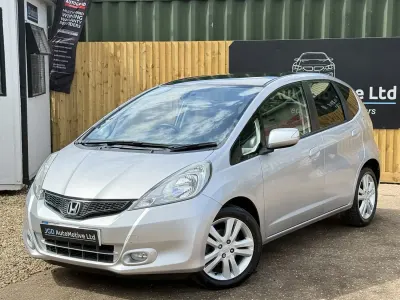 Used Honda Jazz EX 99 HP (72 kW) 2013 Silver Hatchback