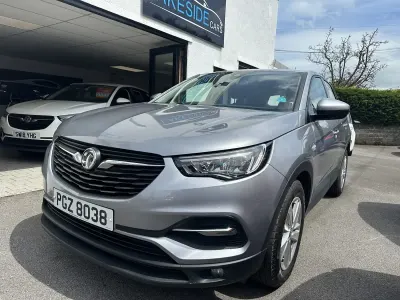 Used Vauxhall Grandland X S 130 HP (95 kW) 2020 Grey SUV