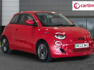 Used Fiat 500e Red 86 kW (118 HP) 2022 Hatchback