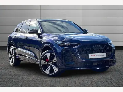 Used Audi Q5 Advanced 204 HP (150 kW) 2025 Navarra blue SUV