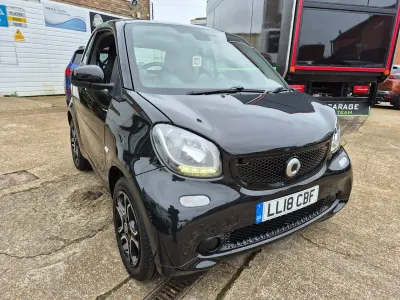 Usado Smart ForTwo Coupé Premium 71 HP (52 kW) 2018 Preto Coupé