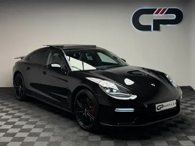 Used Porsche Panamera Turbo 550 HP (404 kW) 2017 Black Hatchback