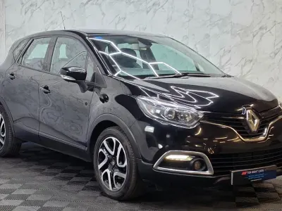 Begagnad Renault Captur Dynamique 90 HK (66 kW) 2013 Svart SUV