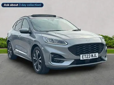 Używany Ford Kuga ST-Line X 225 KM (165 kW) 2023 Srebrny SUV