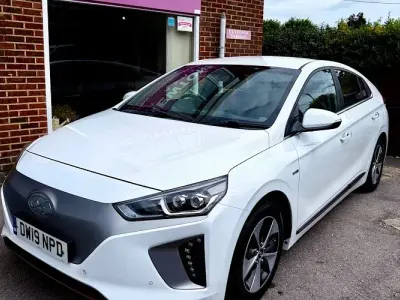 Used Hyundai Ioniq Premium SE 88 kW (120 HP) 2019 White Hatchback