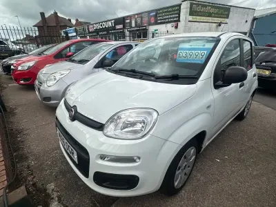 Usado Fiat Panda Pop 69 HP (50 kW) 2016 Branco Citadino