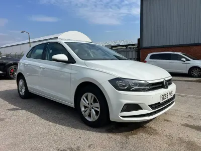 Used VW Polo SE 80 HP (58 kW) 2019 White Hatchback