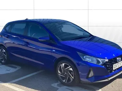 Begagnad Hyundai i20 SE 101 HK (74 kW) 2023 Blå Halvkombi