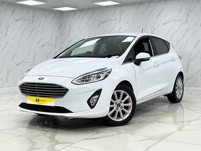 Used Ford Fiesta Titanium 100 HP (73 kW) 2018 White Hatchback