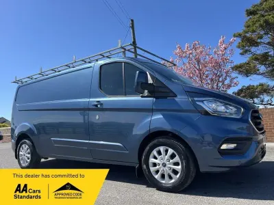 Używany Ford Transit Custom Limited 130 KM (95 kW) 2023 Niebieski Van