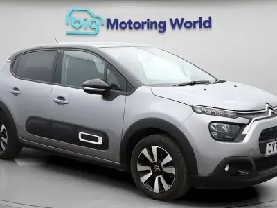 Używany Citroën C3 PureTech 110 KM (80 kW) 2023 Szary Hatchback