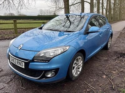 Used Renault Mégane III Dynamique 110 HP (80 kW) 2013 Blue Hatchback
