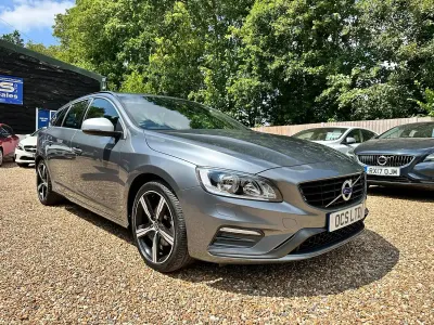 Used Volvo V60 R-Design 150 HP (110 kW) 2016 Grey Estate
