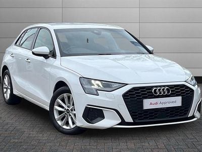 Begagnad Audi A3 Design 110 HK (80 kW) 2023 Vit Sedan