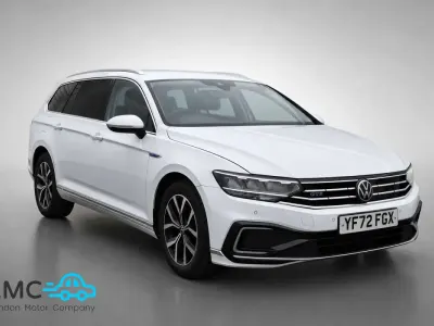 Used VW Passat GTE 218 HP (160 kW) 2022 White Estate