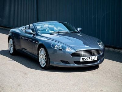 Aston Martin DB9