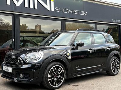 Black Used 2019 Mini Cooper Countryman Comfort SUV | £17,995 (A bit pricey)