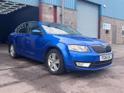 Used Skoda Octavia SE 150 HP (110 kW) 2016 Blue Estate