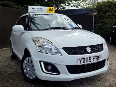 Używany Suzuki Swift 94 KM (69 kW) 2015 Biały Hatchback