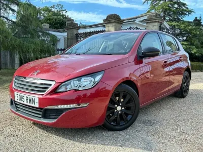Used Peugeot 308 Active 110 HP (80 kW) 2015 Red Hatchback